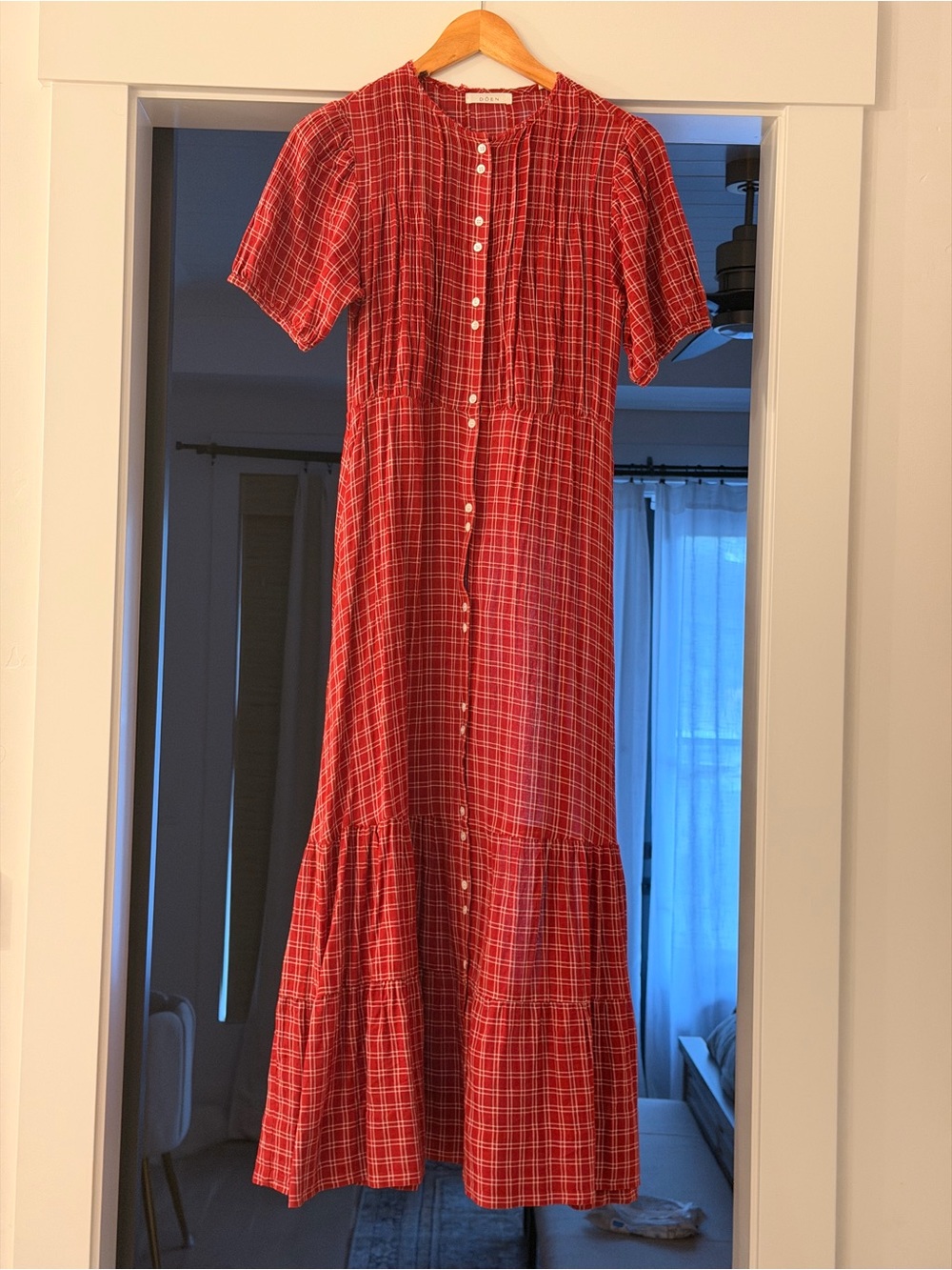 Doen revi red plaid button down dress